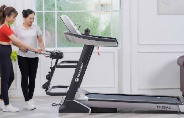 Có nên mua lại máy chạy bộ cũ từ người sử dụng bán lại cho